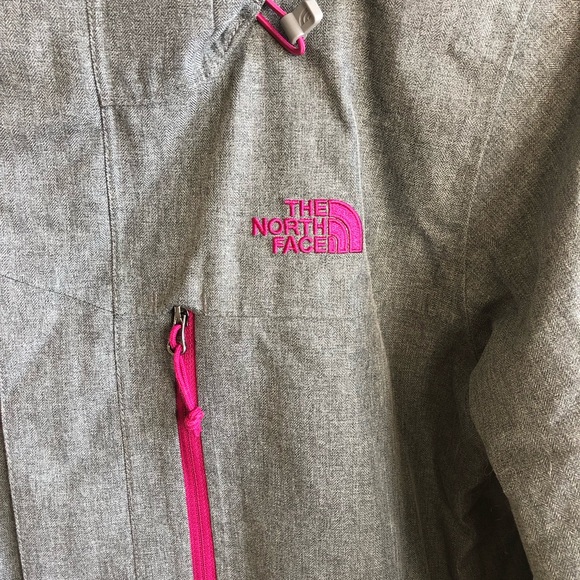 The North Face Women’s Jacket - Picture 2 of 15